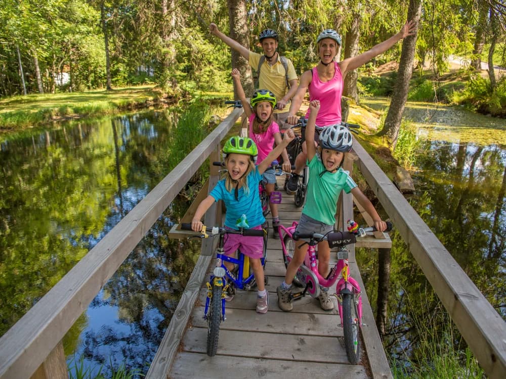 Traveling by bike with children: 5 good reasons to do it traveling-by-bike-with-children-5-good-reasons-to-do-it image