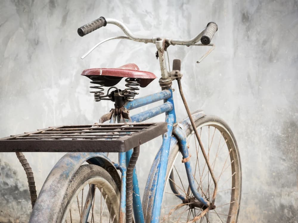 What happens to used bikes? 3 solidarity projects what-happens-to-used-bicycles-solidarity image